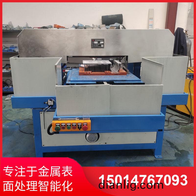 鋁(lv)材直紋拉(la)絲(si)機生産供應(ying)