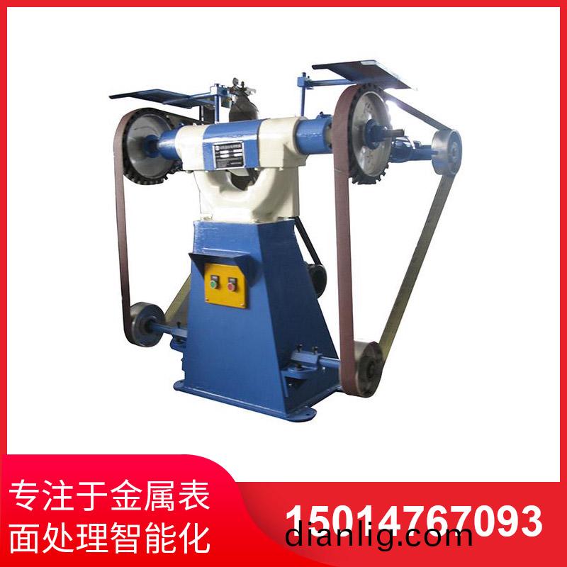 三輪(lun)立(li)式砂帶(dai)機